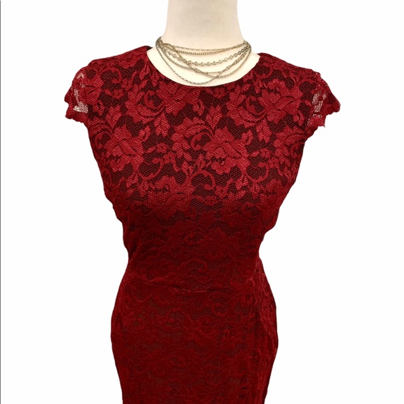 ABS Allen Schwartz burgundy lace dress, size S (fits like a 4) - Picture 3 of 9